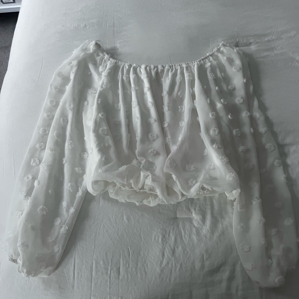 T.J.Maxx White Floral Textured Blouse